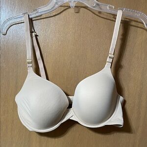 Light Nude T-Shirt Bra with Smooth Contour Cups